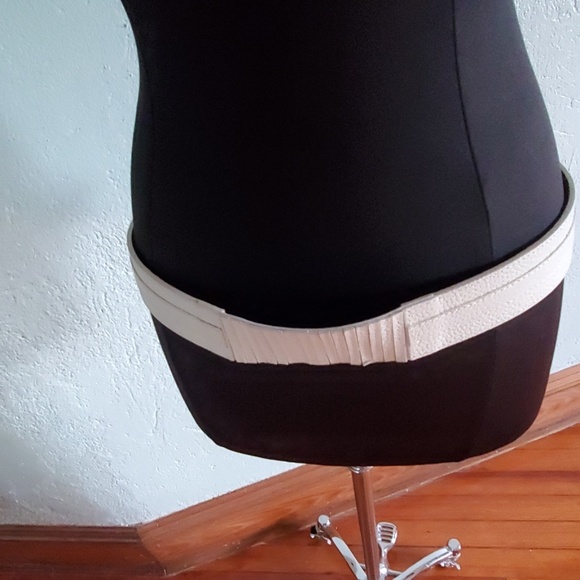 Micheal Kors belt - Picture 3 of 7